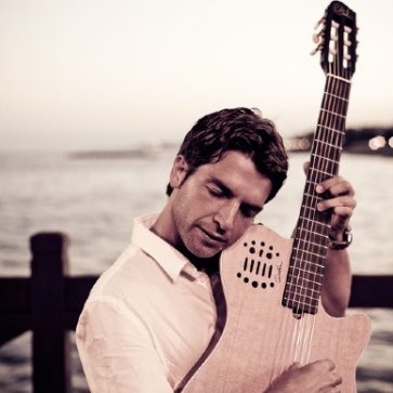 Jesús Gómez Guitarist