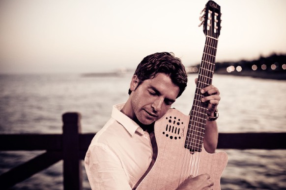 Jesús Gómez Guitarist